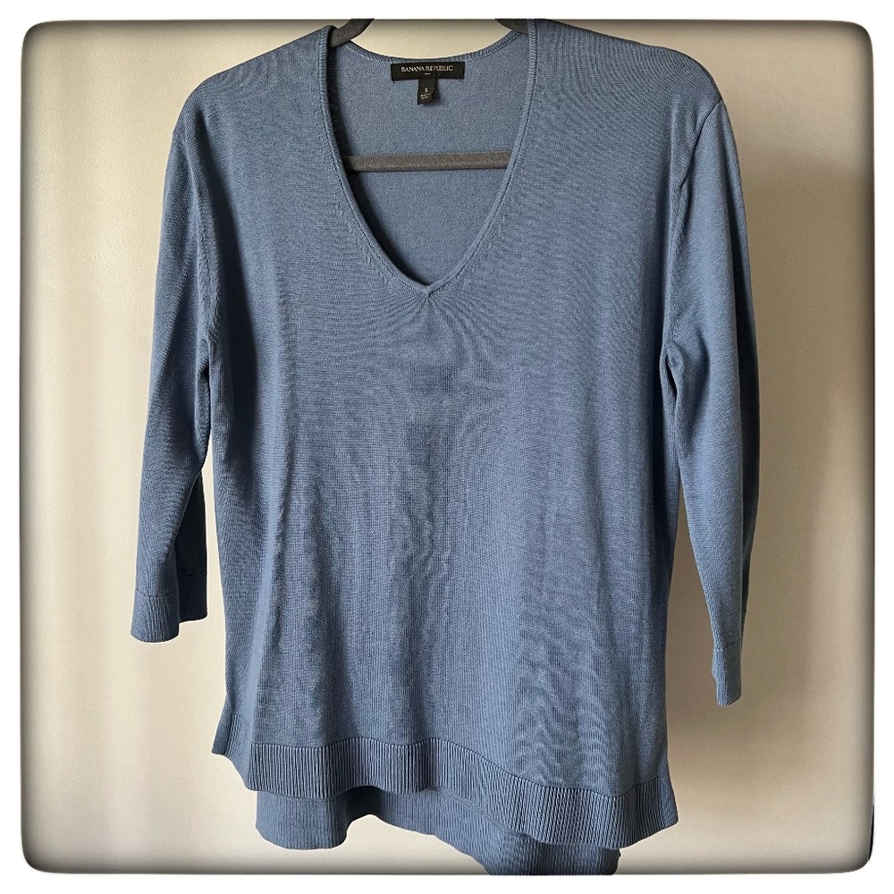 BANANA REPUBLIC V-Neck Knit Sweater Top in Antique Blue size S